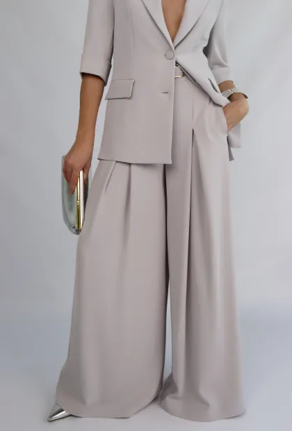 Жіночі штани палаццо у сірому відтінку
