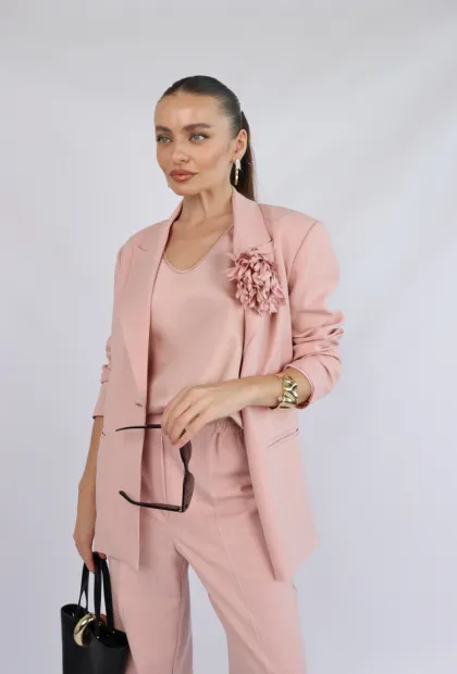 Пудровий піджак з квіткою IMPERIAL