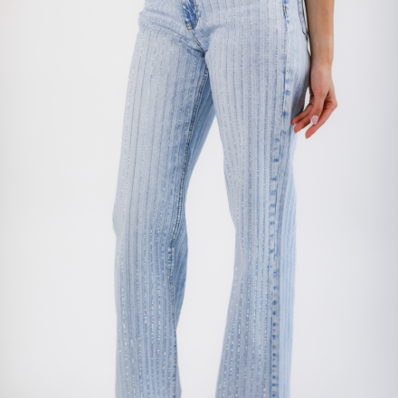 Французькі джинси в ніжному блакитному відтінку з кристалами Swarovski, одяг від Jador