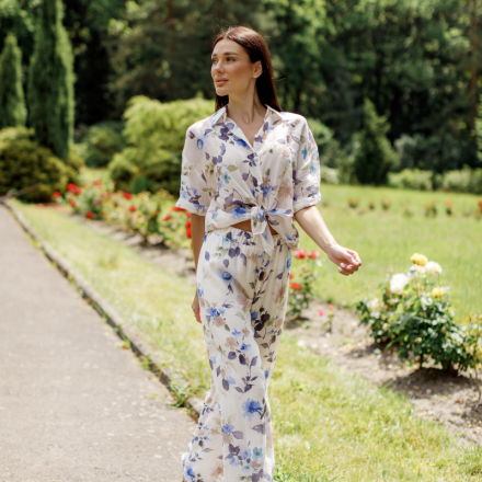 Штани прямого крою. Доступні розміри: xs