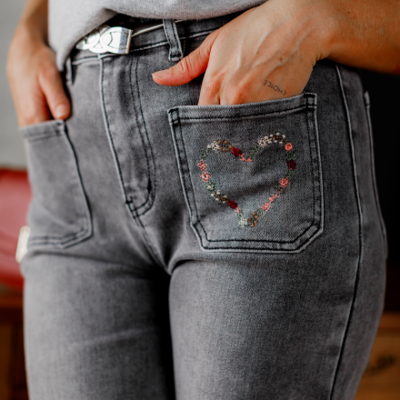 Французькі джинси з вишивкою. Колір: Сірий