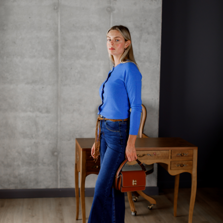 Джинси-кльош з ефектом push-up. Колір: Синій