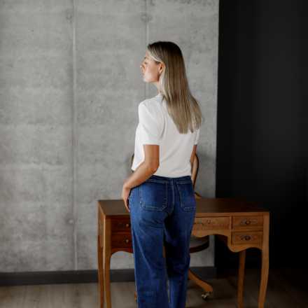 Жіночі джинси з тасьмою. Доступні розміри: m