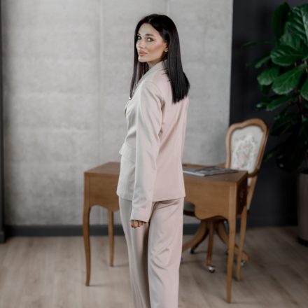 Трикотажні штани з високою посадкою. Колір: Бежевий