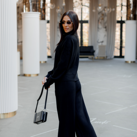 Костюм двійка з вовни. Колір: Чорний