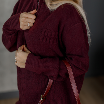 Костюм трикотажний бордовий в стилі Miu Miu