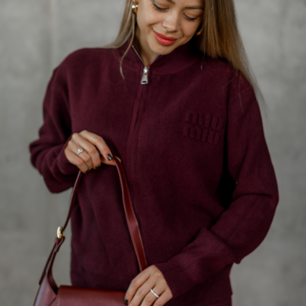 Трикотажний костюм бордо, одяг від Jador