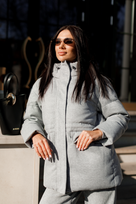 Пуховик з натуральної вовни фото