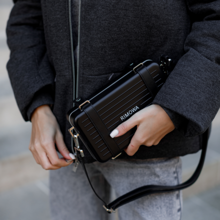 Укорочений пуховик з вовни. Доступні розміри: