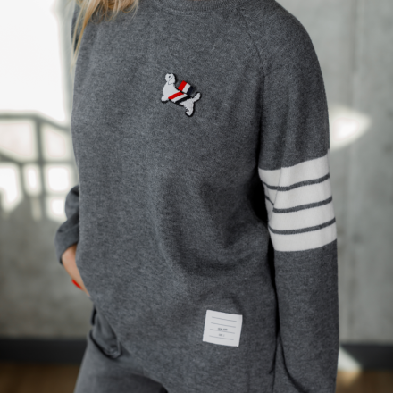 Светр в стилі Thom Browne, одяг від Jador