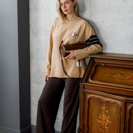 Светр з нашивкою, одяг від Jador