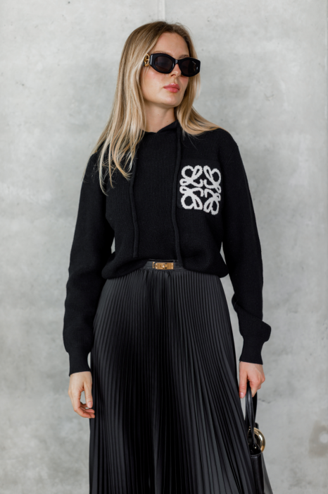 Светр з капюшоном у стилі Loewe фото