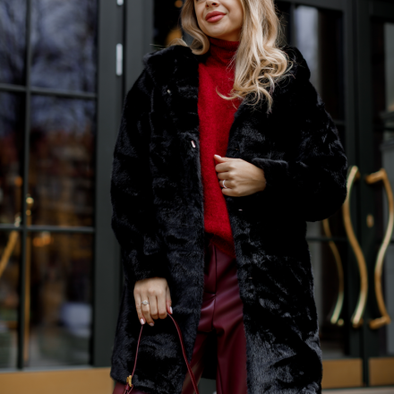 Шуба з екохутра. Колір: Чорний