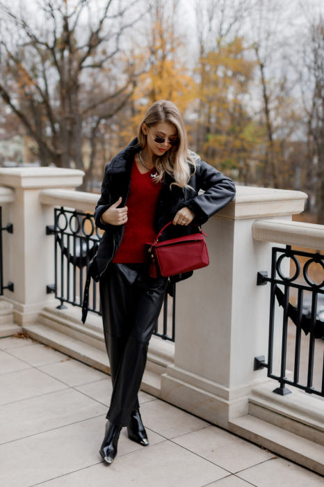 Чорна укорочена дублянка фото