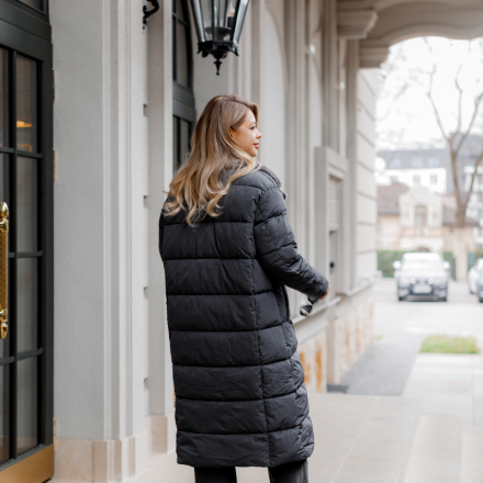 Жіночий зимовий пуховик, одяг від Jador