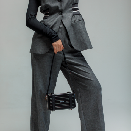 Жилет з акцентом на талії. Колір: Сірий