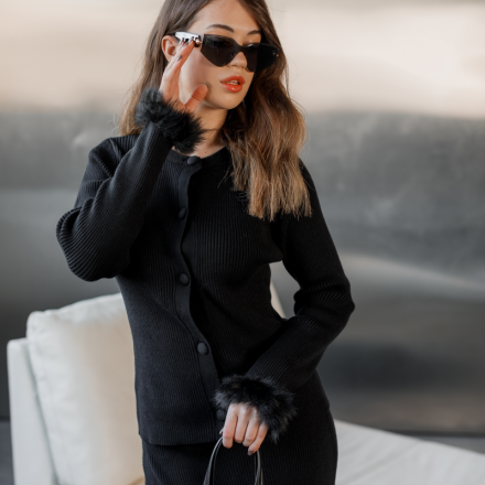 Трикотажний костюм-двійка з хутряним декором, чорний