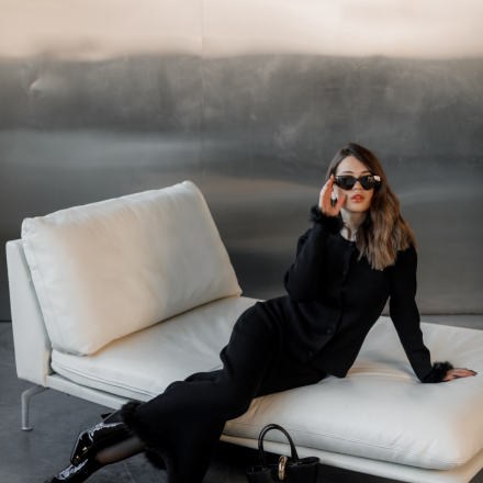 Костюм з хутряним декором. Доступні розміри: tu