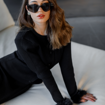Трикотажний костюм-двійка з хутряним декором, чорний, одяг від Jador