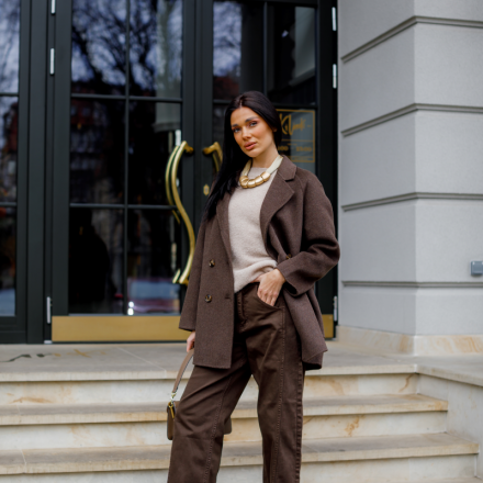 Пальто прямого крою. Колір: Коричневий