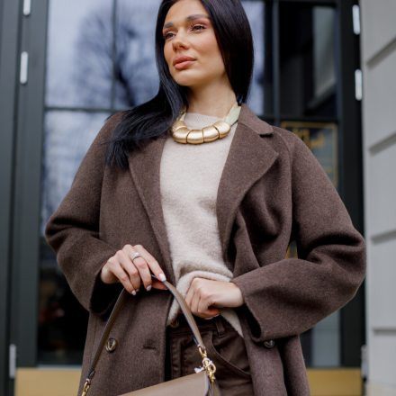 Укорочене пальто жіноче з натуральної шерсті, шоколадний відтінок — Франція, одяг від Jador