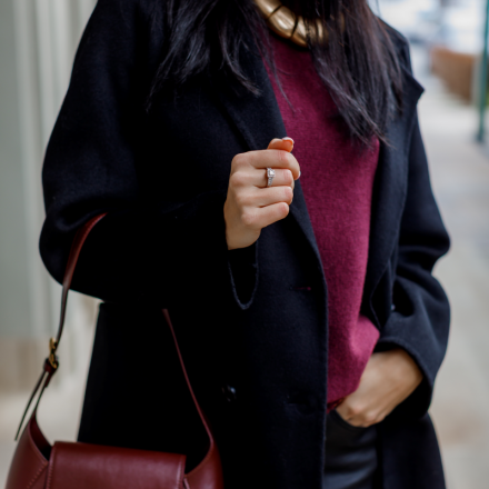 Укорочене пальто з вовни. Колір: Чорний