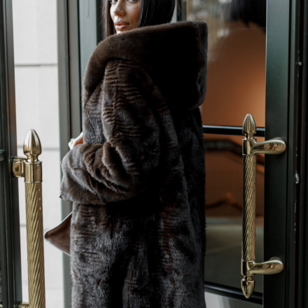 Шуба з преміального екохутра з капюшоном та поясом