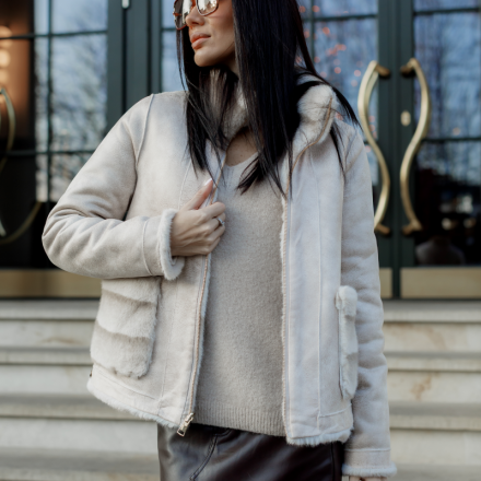 Елегантна двостороння шуба-дублянка з екохутра з коміром стійкою