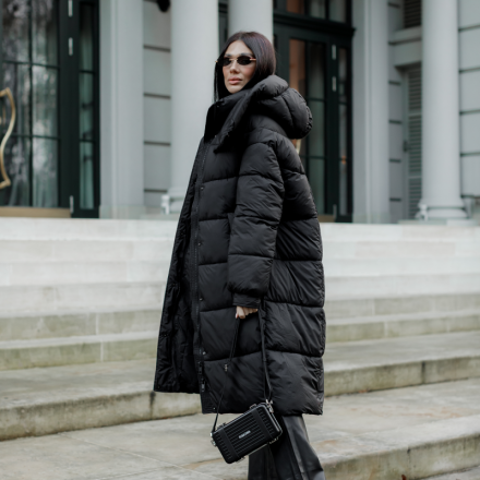 Жіночий подовжений пуховик. Доступні розміри: s