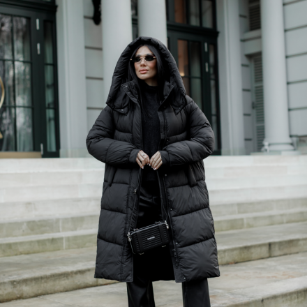 Жіночий подовжений пуховик, одяг від Jador