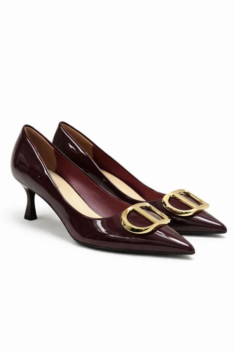 Бордові вишукані лаковані човники фото