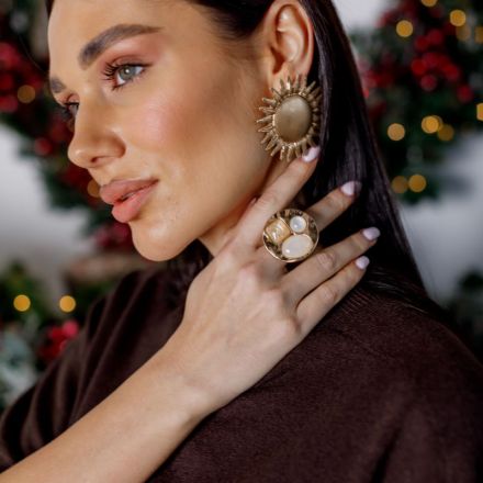 Шоколадний трикотажний светр з рукавом 3/4. Колір: Коричневий