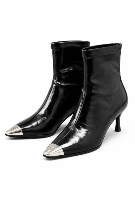 Чорні лаковані ботильйони з металевим носком у стилі YSL