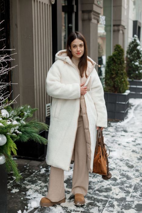 Двостороння куртка з утепленням і teddy-фактурою фото