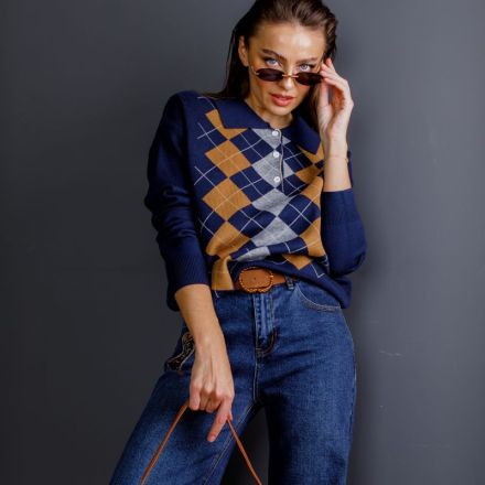Трикотажний светр-поло з геометричним візерунком. Колір: Синій