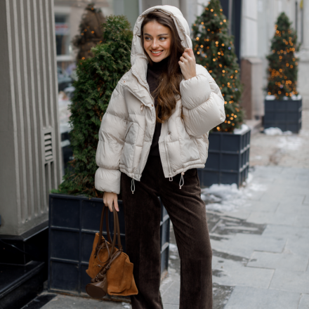 Елегантна жіноча куртка з натуральним пуховим наповненням, одяг від Jador
