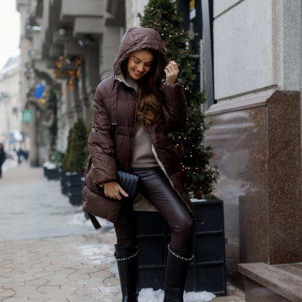 Пухова куртка у стилі MAX MARA. Колір: Коричневий