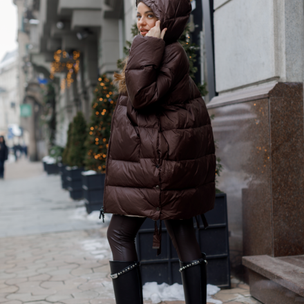 Пухова куртка у стилі MAX MARA. Доступні розміри: 36