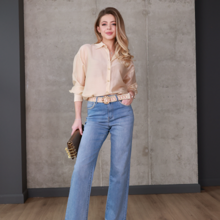 Джинси прямого крою з середньою посадкою. Колір: Блакитний