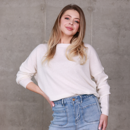 Кашеміровий светр. Колір: Білий